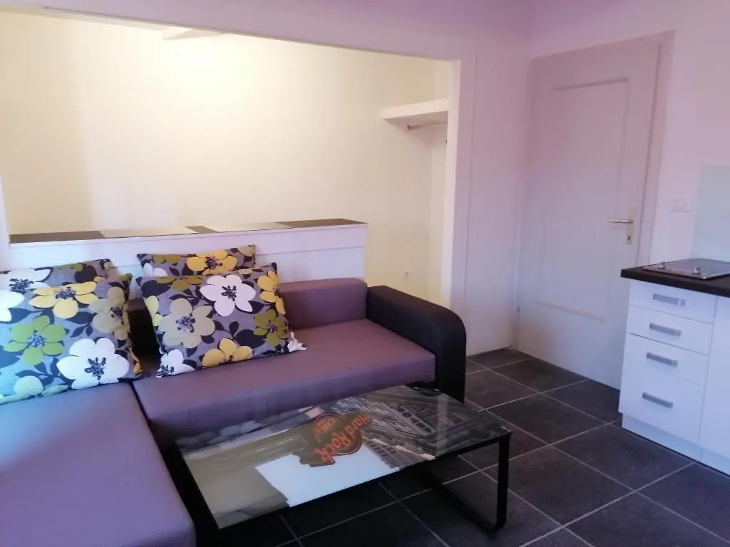 Studio Apartment In Funtana With Air Conditioning, Wifi, Washing Machine 4982-4